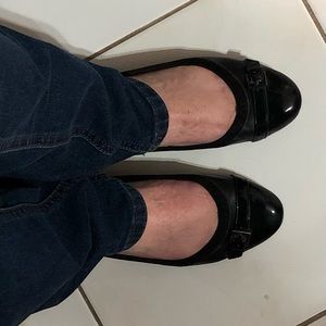 TOD'S BLACK LEATHER/SUEDE FLAT DRIVING LOAFERS 8*